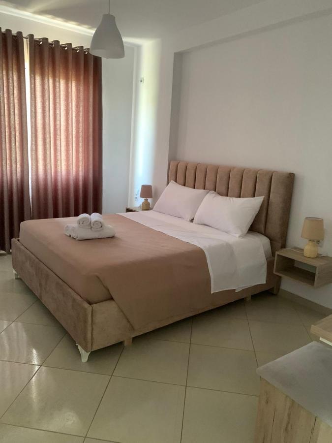 Mediterranean Apartments Himarë Dış mekan fotoğraf